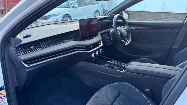 Skoda Superb 1.5 TSI iV Sportline 5dr DSG Estate